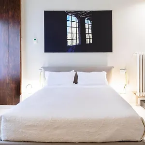 Bc Maison Bed&cafe לינה וארוחת בוקר מילאנו